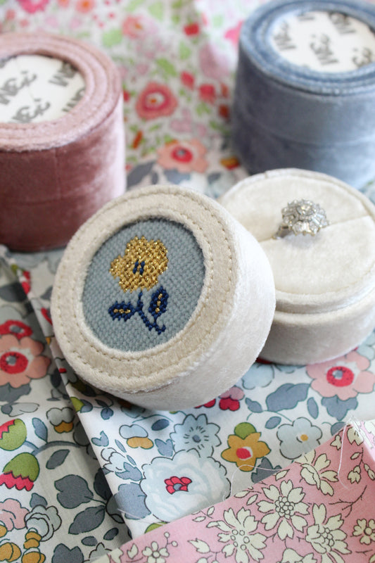 Self-Finishing Needlepoint Ring Box (Preorder)